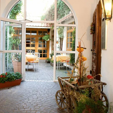 Stadthotel Patrizier 3*