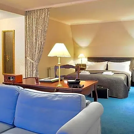 Ξενοδοχείο Stadthotel Patrizier 3*