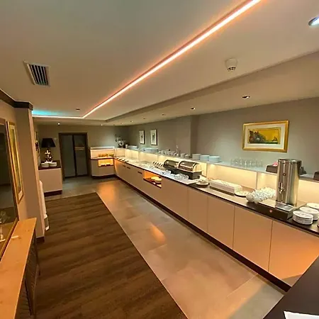 Ξενοδοχείο Stadthotel Patrizier 3*