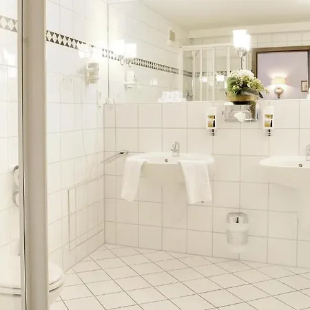 Stadthotel Patrizier Шмалькальден